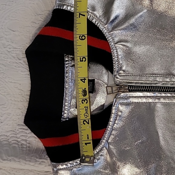 Silver metallic bomber jacket kids large black red stripes Haoduoyi brand - Picture 15 of 17